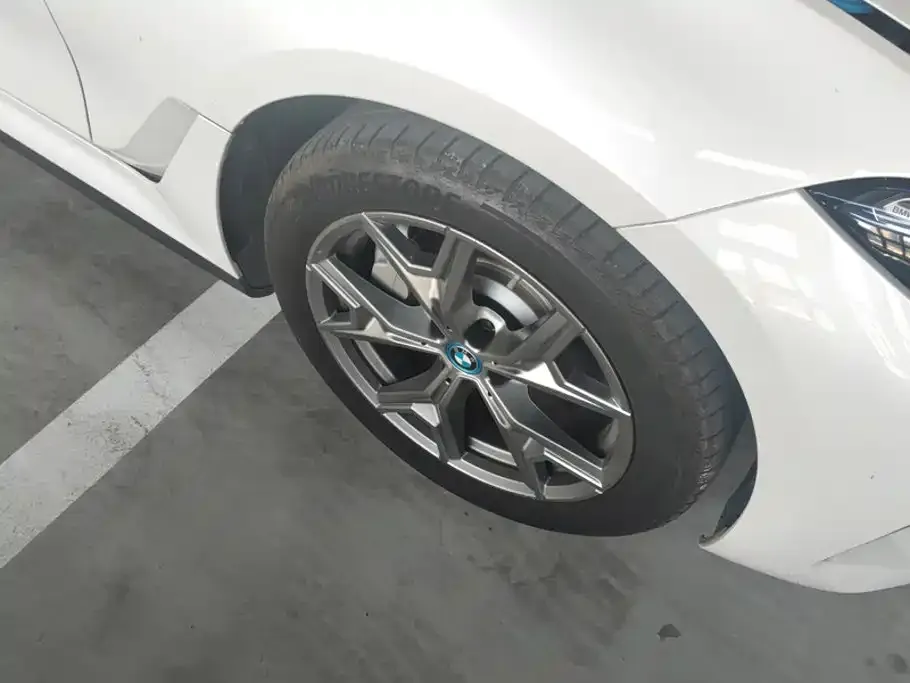 BMW i3 — фото 10