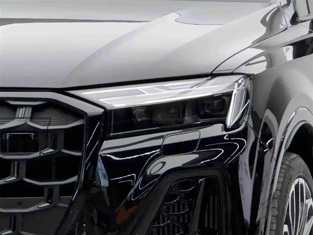 Audi SQ7 — фото 3