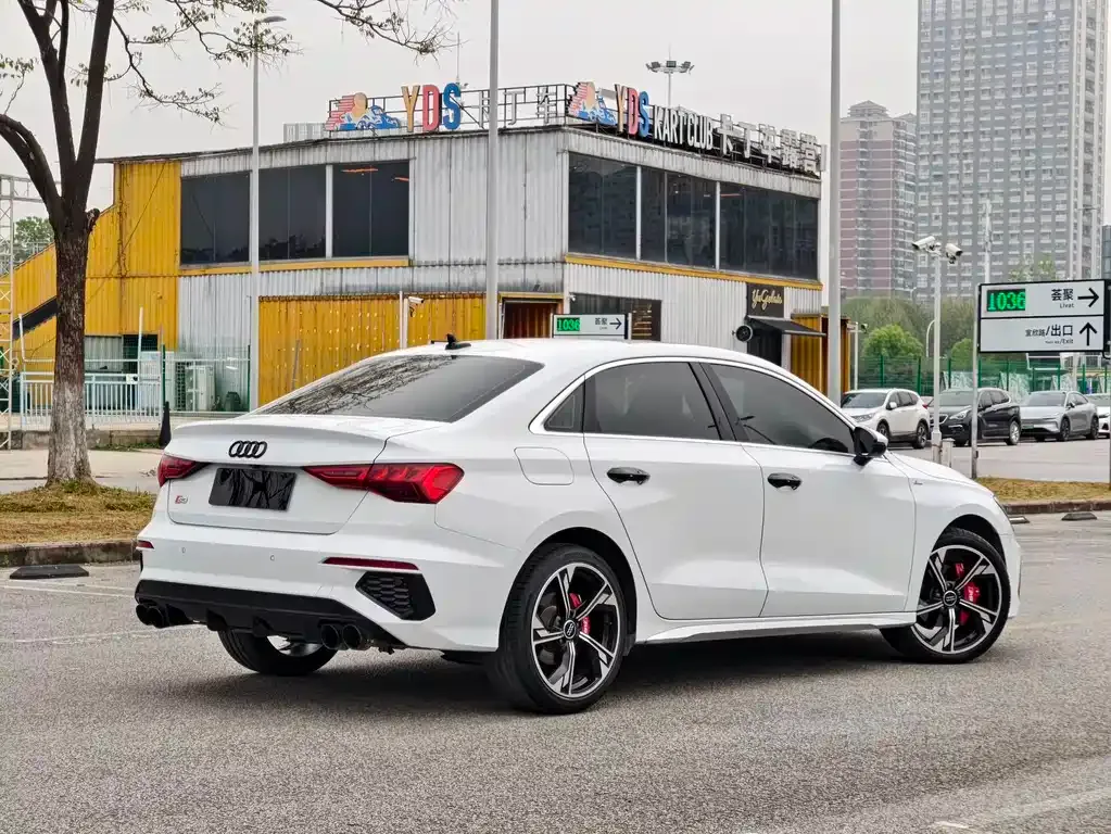 Audi A3 — фото 10