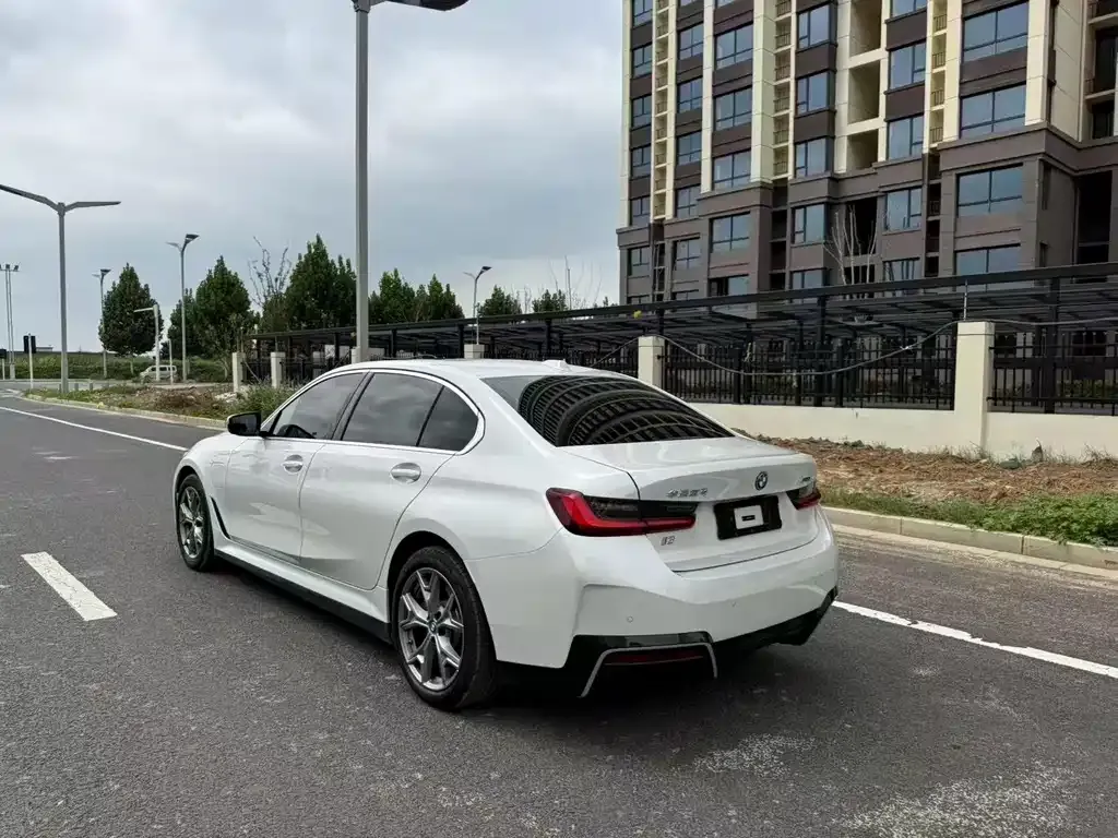 BMW i3 — фото 3
