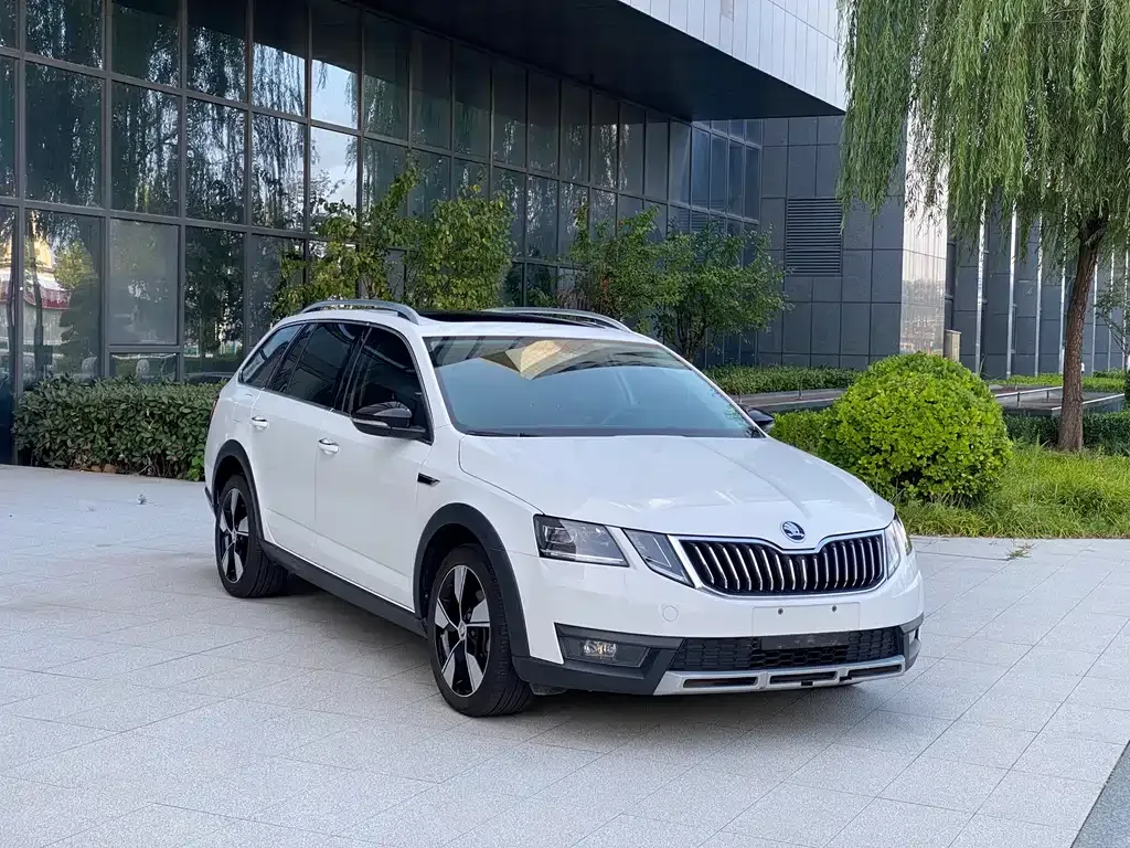 Skoda Octavia — фото 3