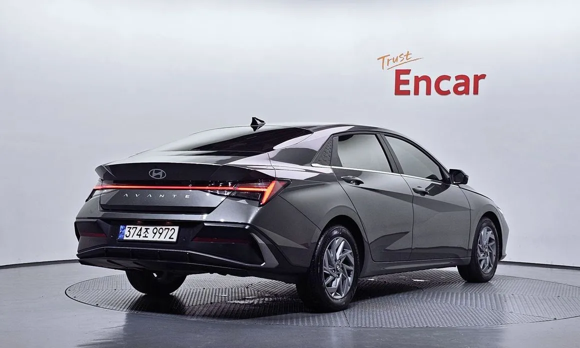 Hyundai AVANTE — фото 5