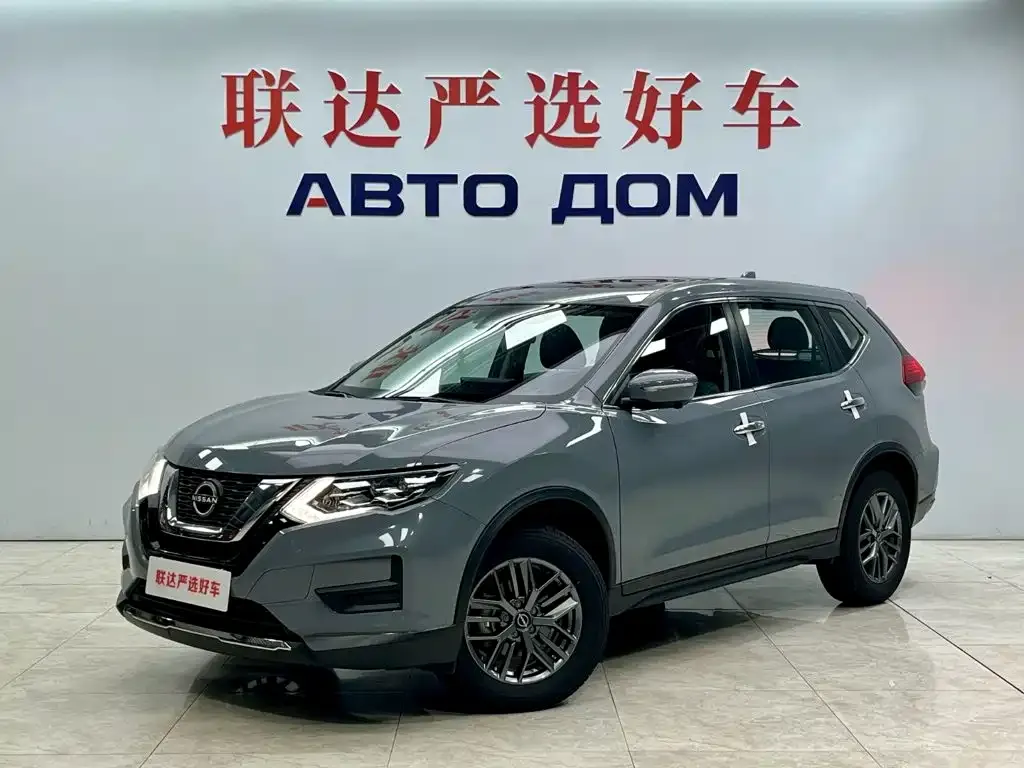 Nissan X-Trail — фото 1