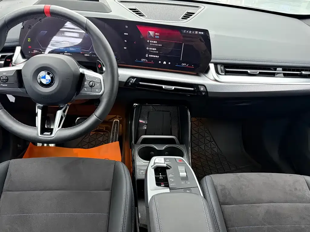 BMW X1 M35Li — фото 5