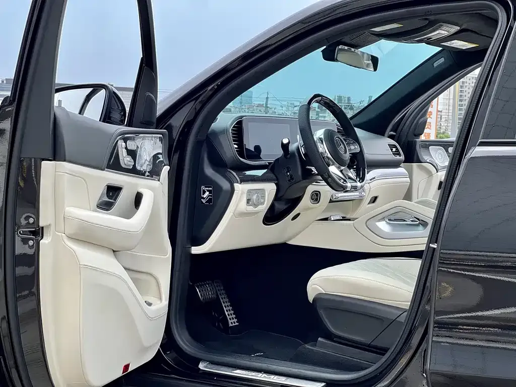 Mercedes-Benz GLS AMG — фото 3