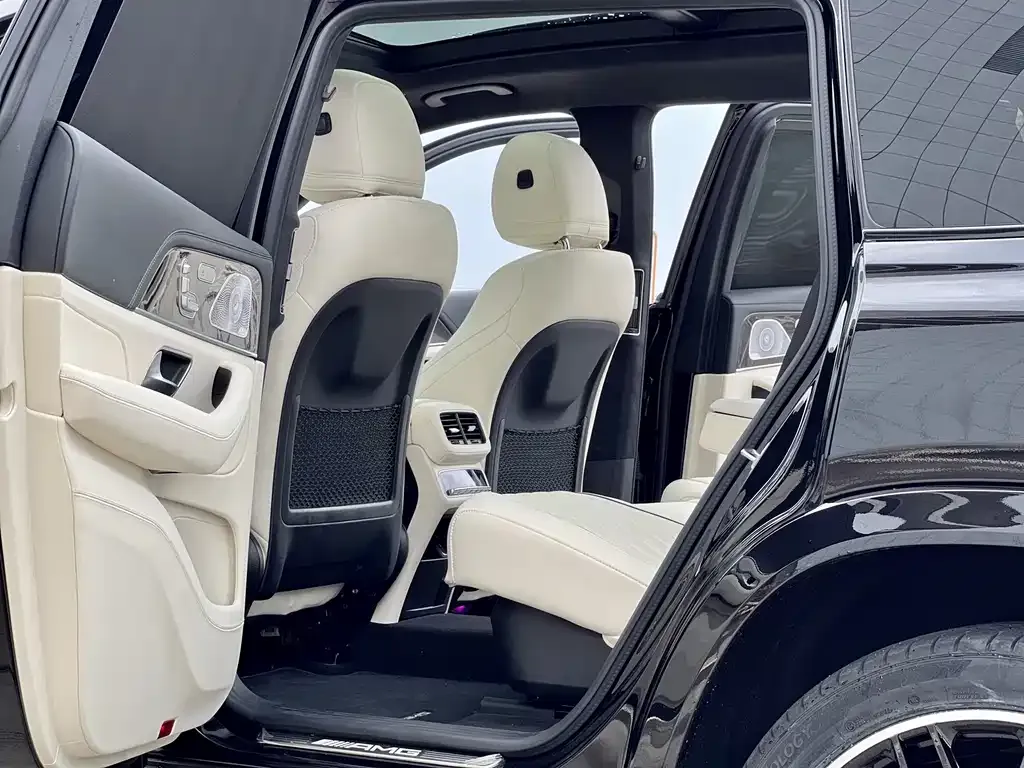 Mercedes-Benz GLS AMG — фото 9
