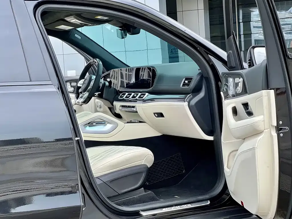 Mercedes-Benz GLS AMG — фото 4