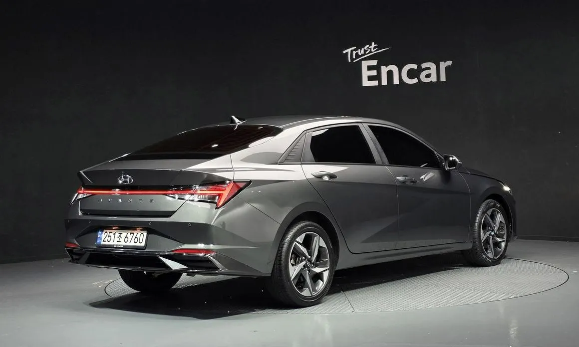 Hyundai AVANTE — фото 5