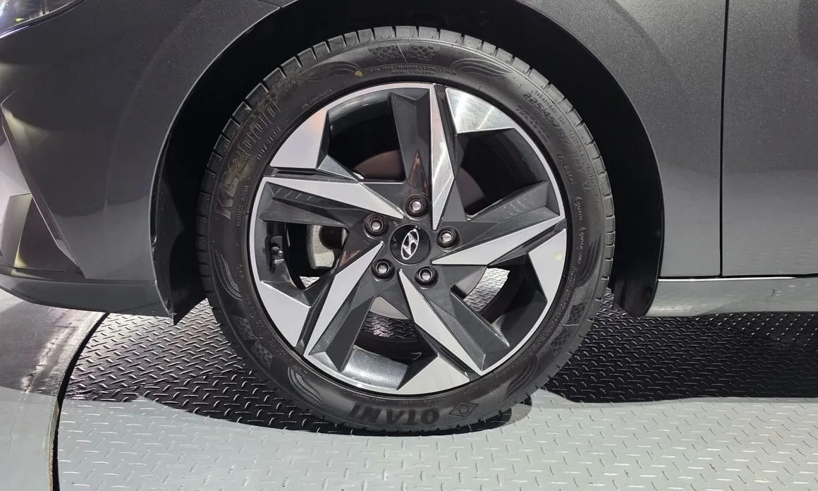 Hyundai AVANTE — фото 9
