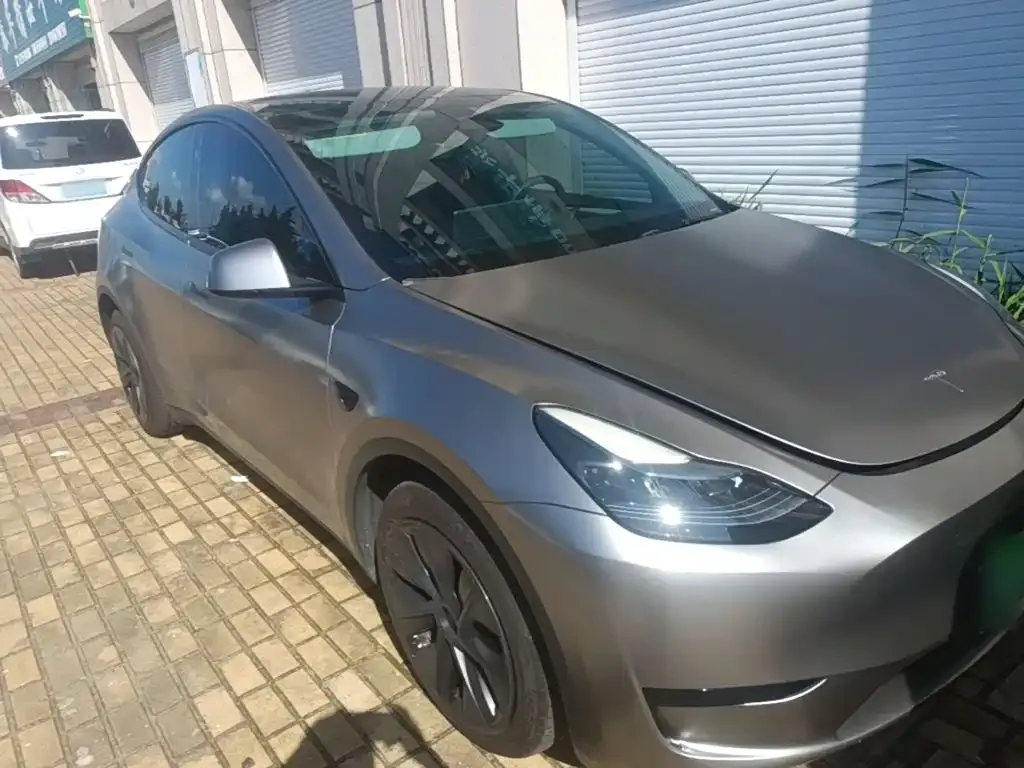 Tesla Model Y — фото 7