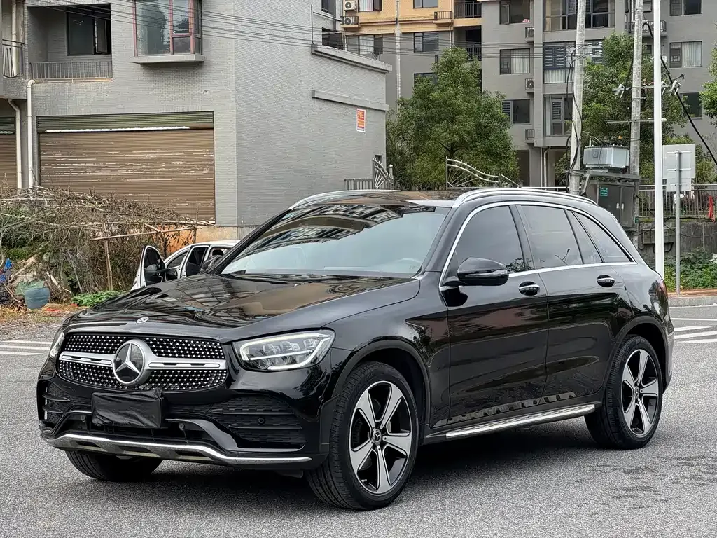 Mercedes-Benz GLC — фото 1