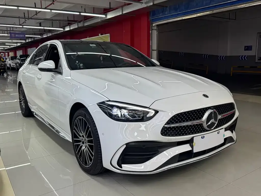 Mercedes-Benz C-Class — фото 10