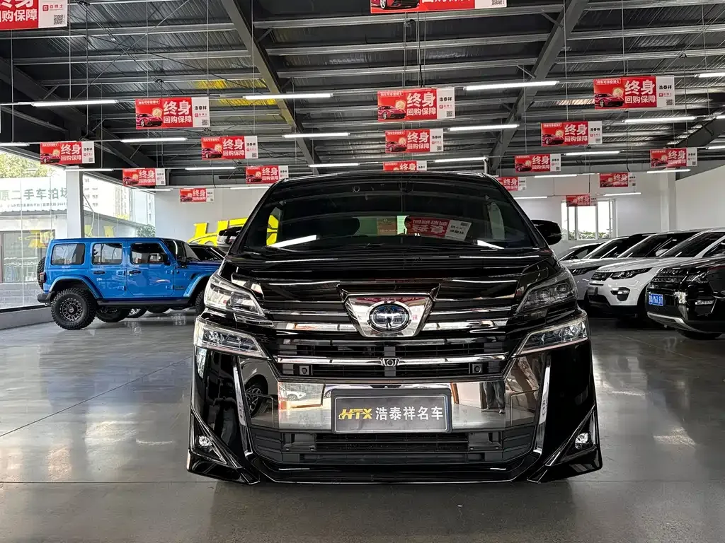 Toyota Vellfire — фото 6