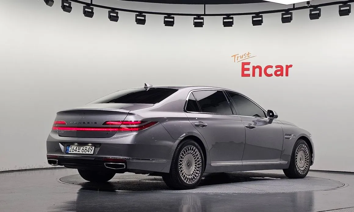 Genesis G90 — фото 6