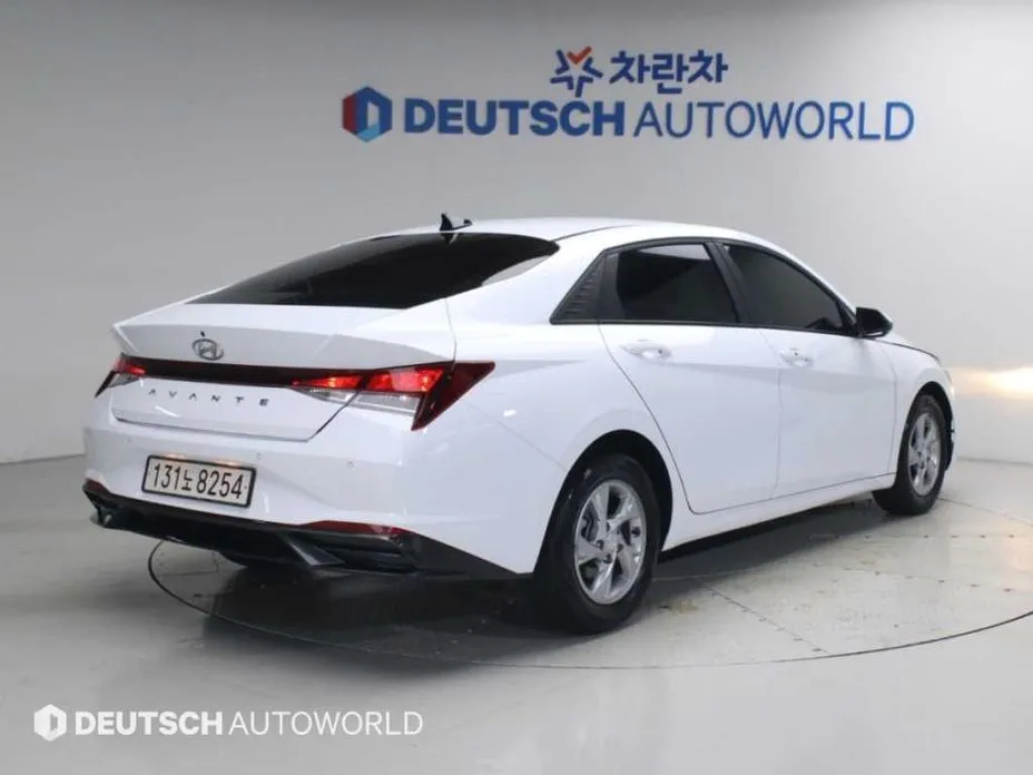 Hyundai AVANTE — фото 2