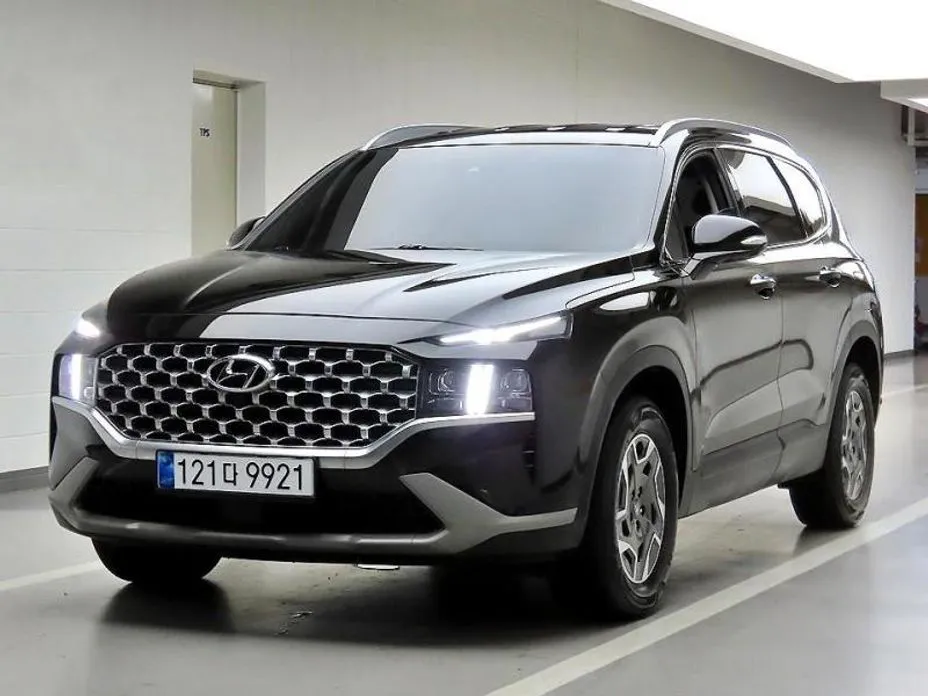 Hyundai Santafe — фото 1