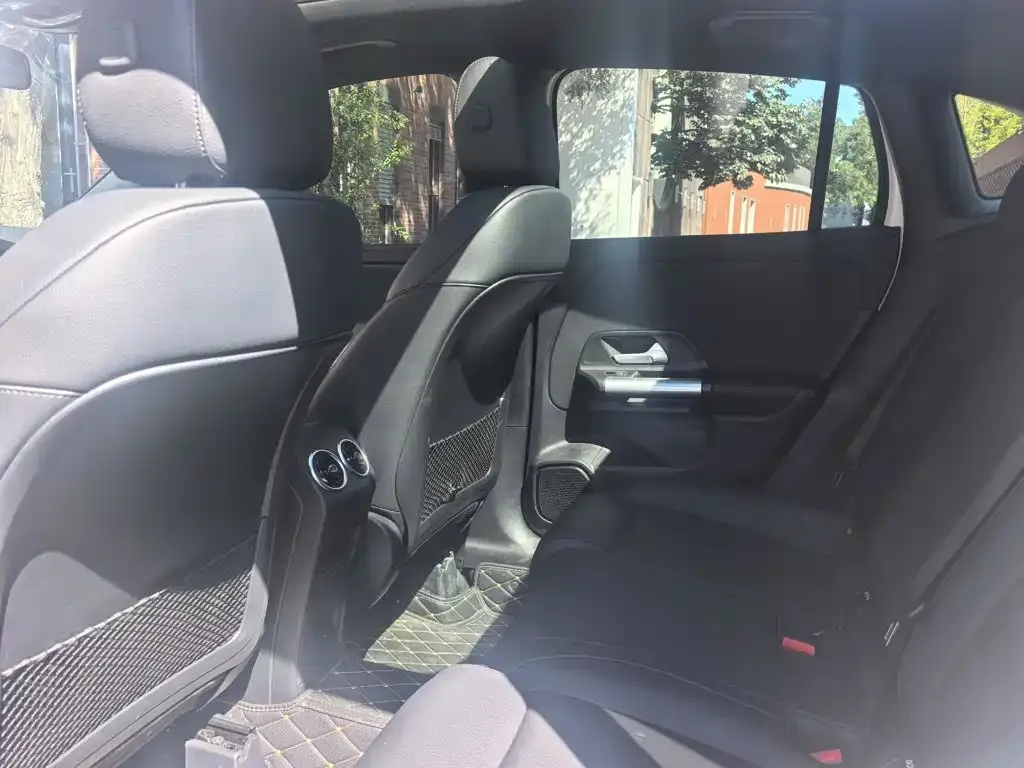 Mercedes-Benz GLA — фото 5
