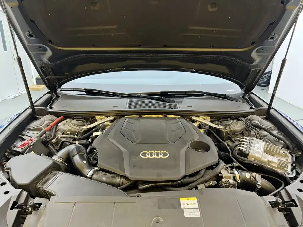 Audi A6 (Import) — фото 8