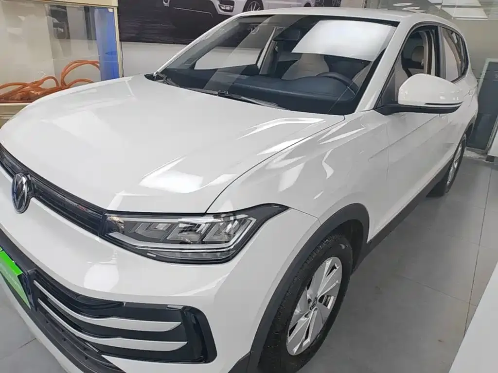 Volkswagen Tharu — фото 1