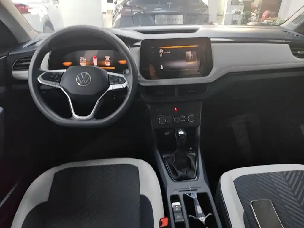 Volkswagen Tharu — фото 8
