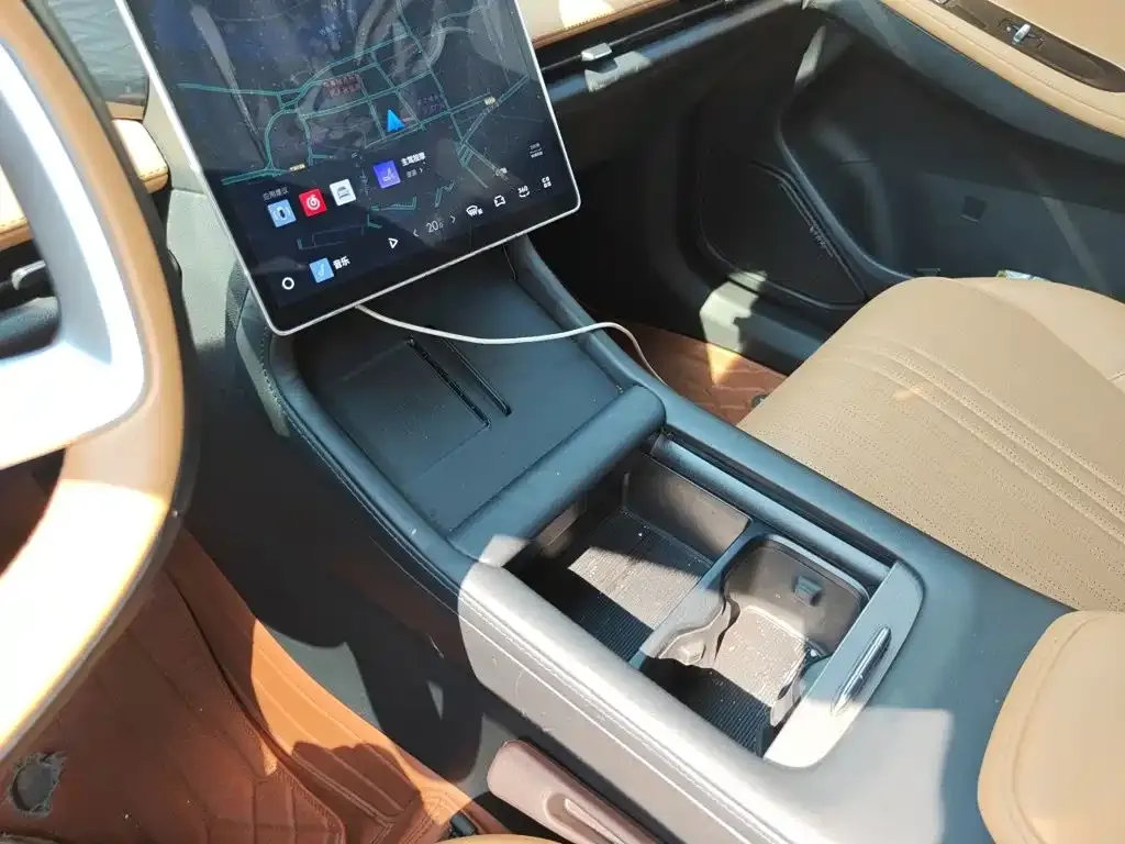Geely Galaxy L7 — фото 10