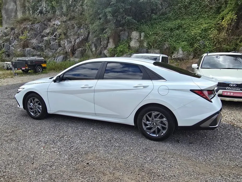 Hyundai AVANTE — фото 5