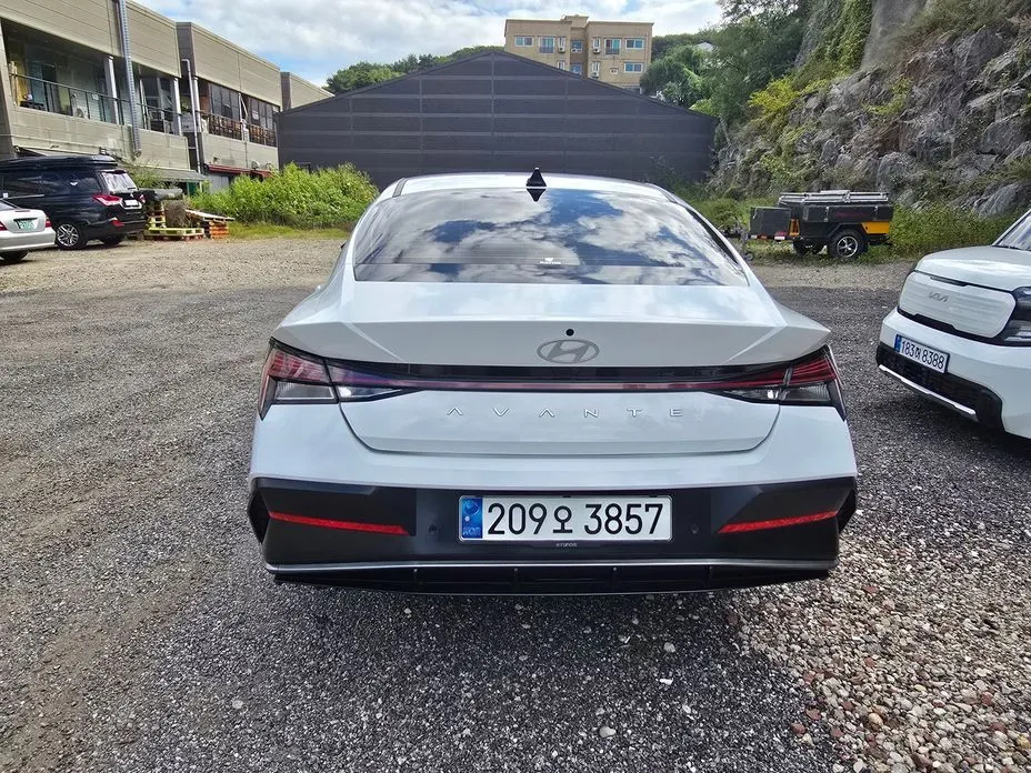 Hyundai AVANTE — фото 8