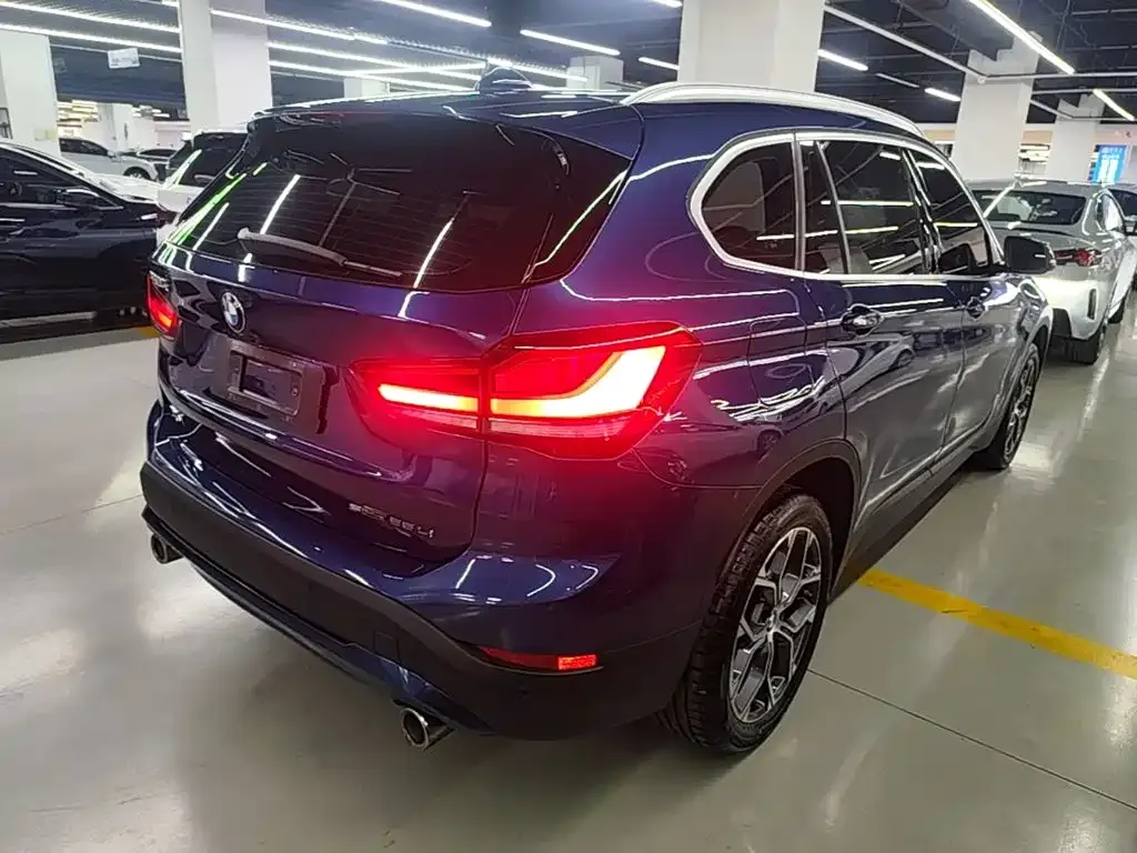 BMW X1 — фото 10