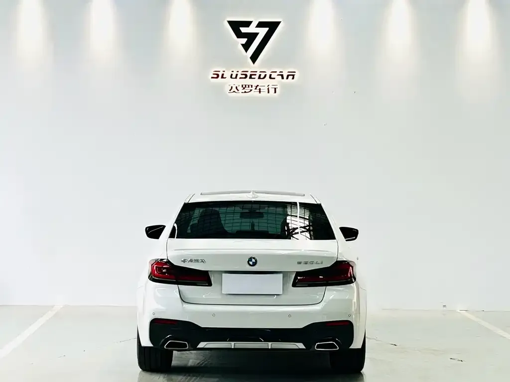 BMW 5 Series — фото 4