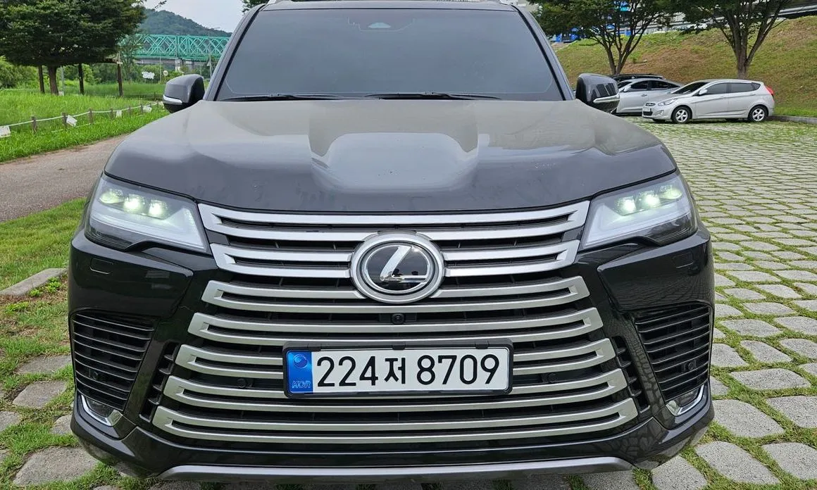 Lexus LX — фото 5