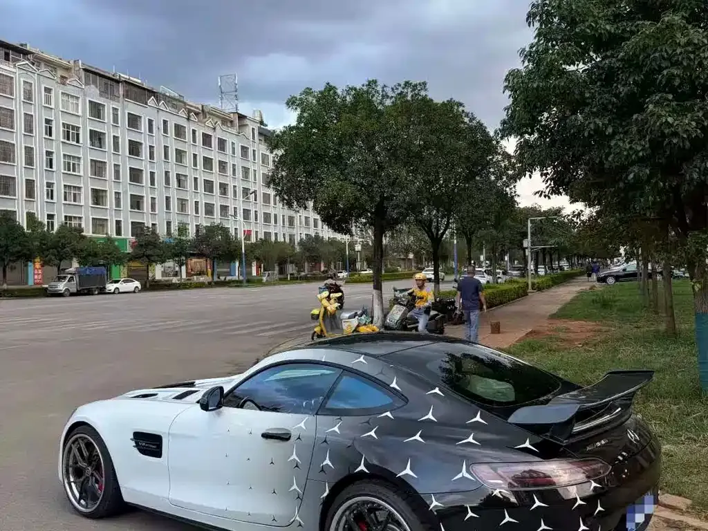 Mercedes-Benz AMG GT — фото 4