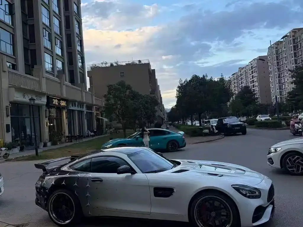 Mercedes-Benz AMG GT — фото 3