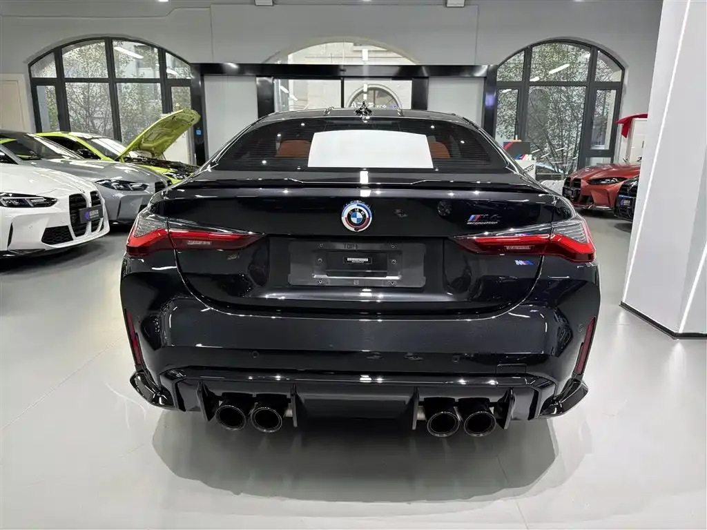 BMW M4 — фото 9