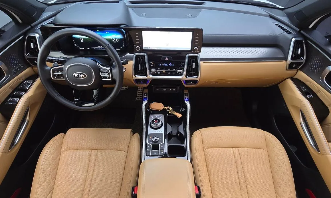 Kia Sorento — фото 5