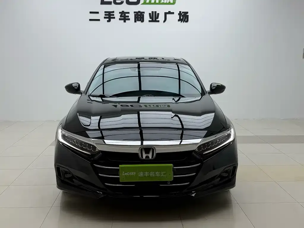 Honda Accord — фото 5