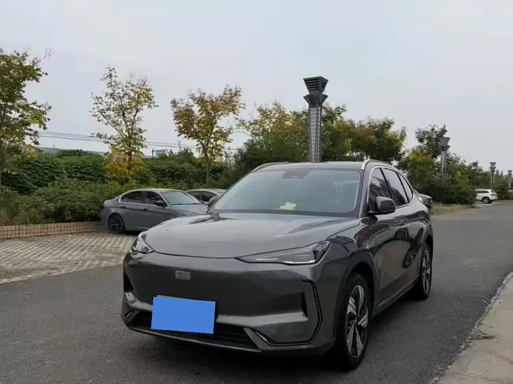 Geely Galaxy E5 — фото 1