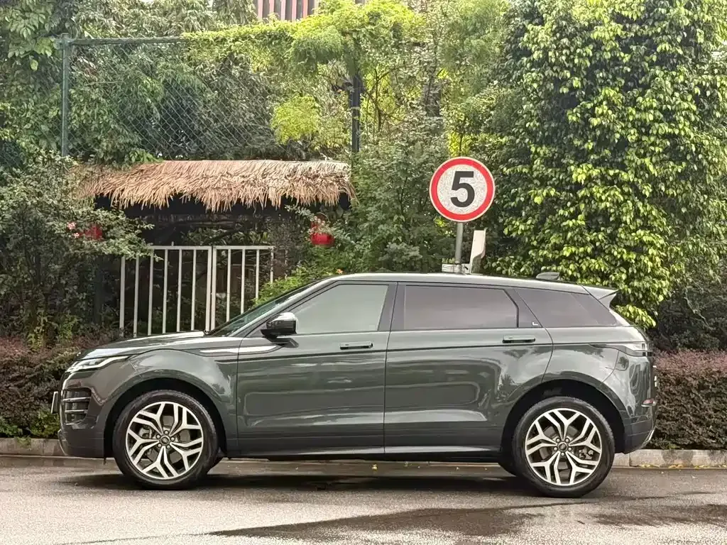 Land Rover Evoque — фото 5