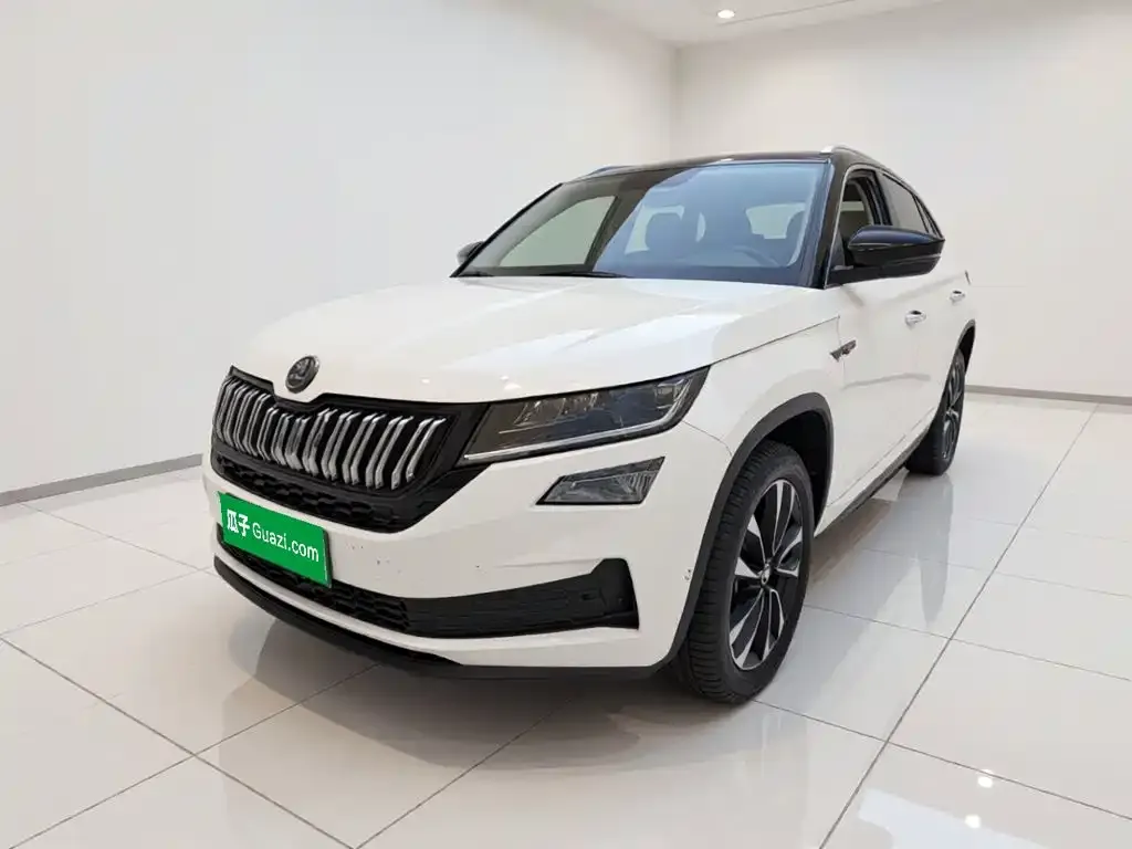 Skoda Kodiaq GT — фото 1