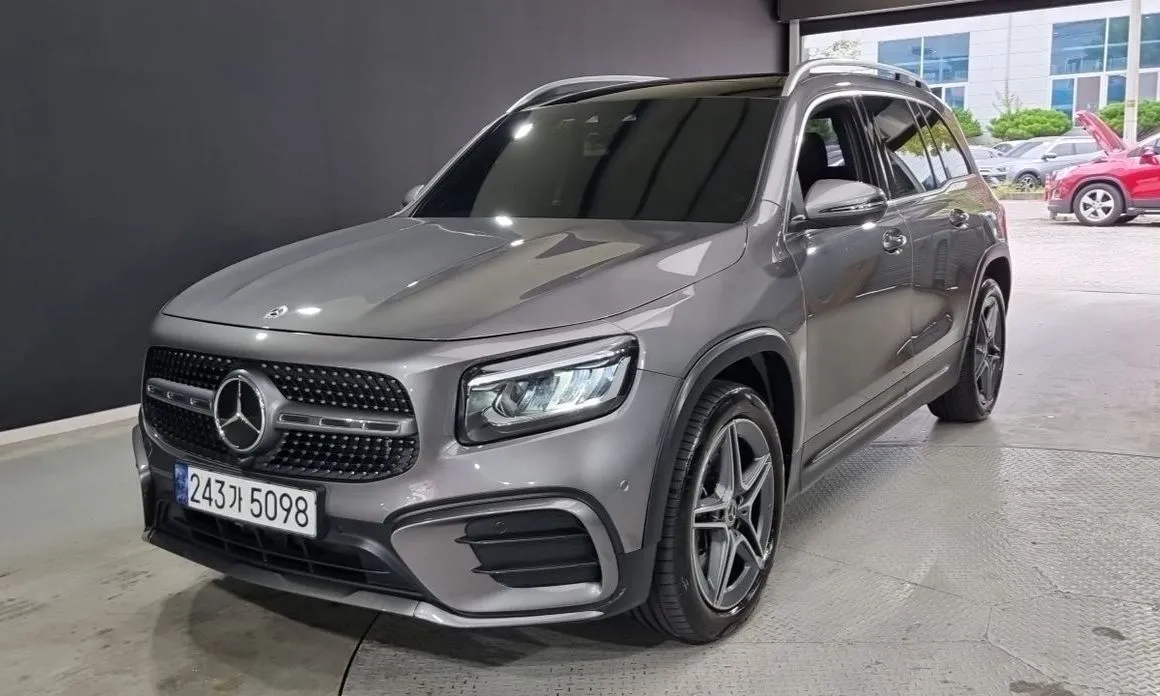 Mercedes-Benz GLB-Class — фото 9