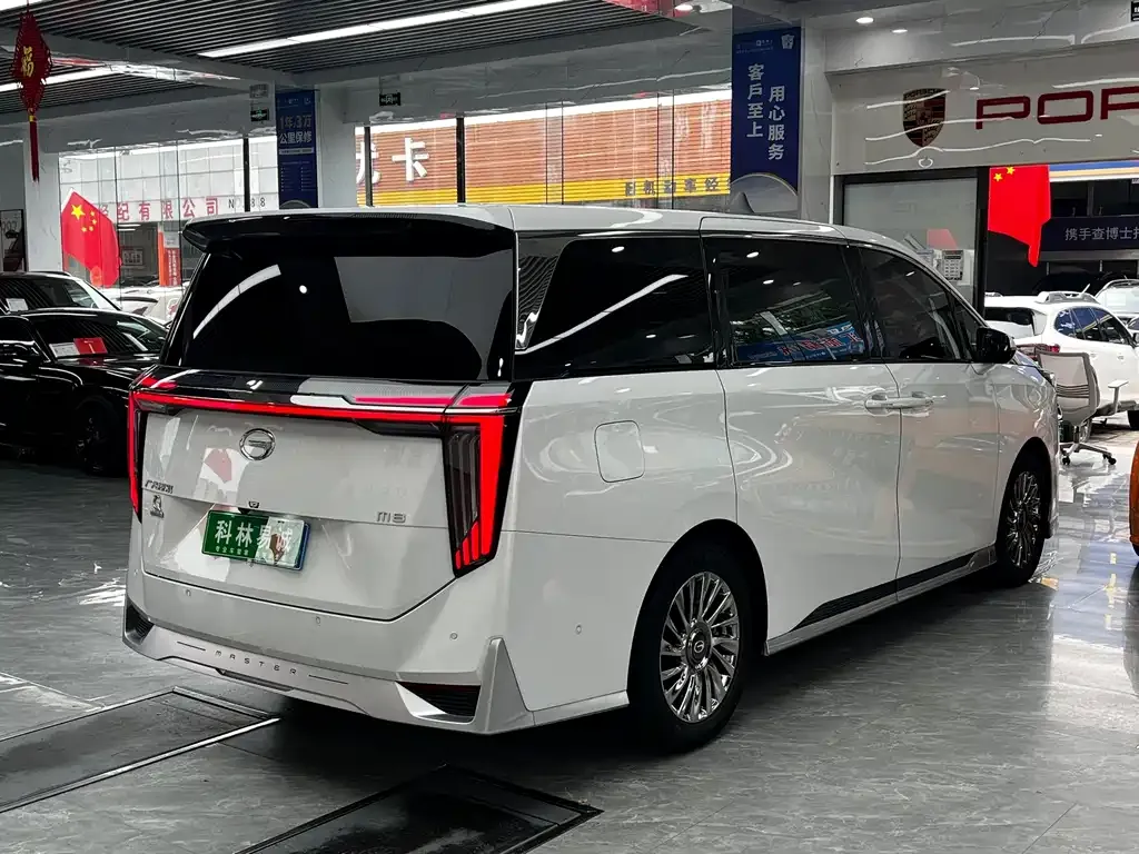 GAC Motor Trumpchi M8 — фото 10