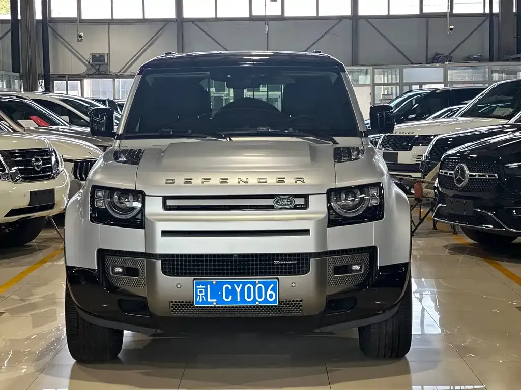 Land Rover Defender — фото 4
