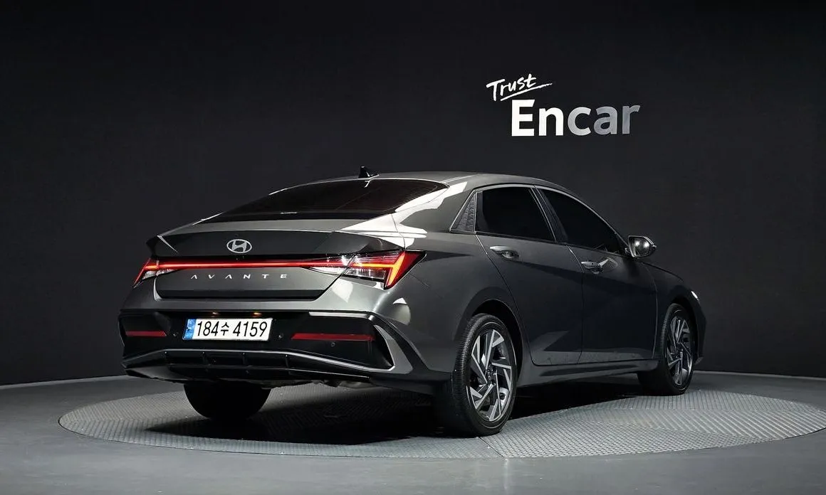 Hyundai AVANTE — фото 3