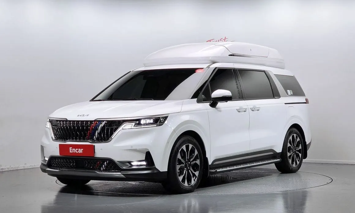 Kia Carnival — фото 1