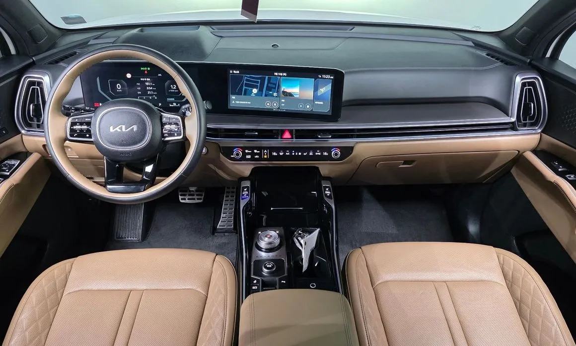 Kia Sorento — фото 6