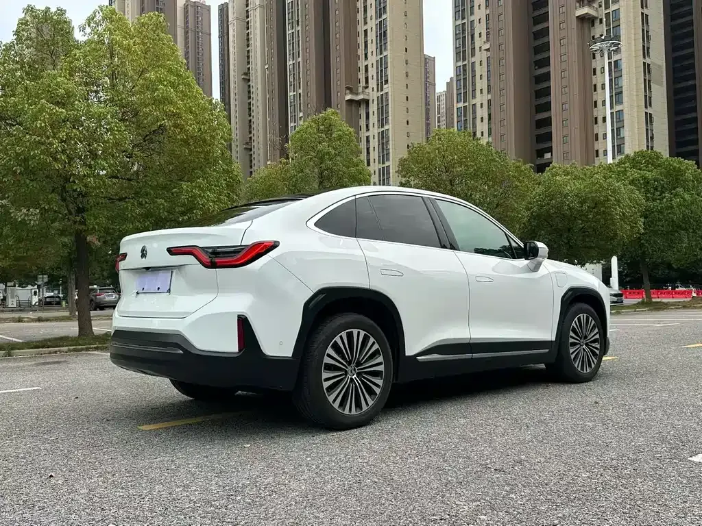 NIO EC6 — фото 6