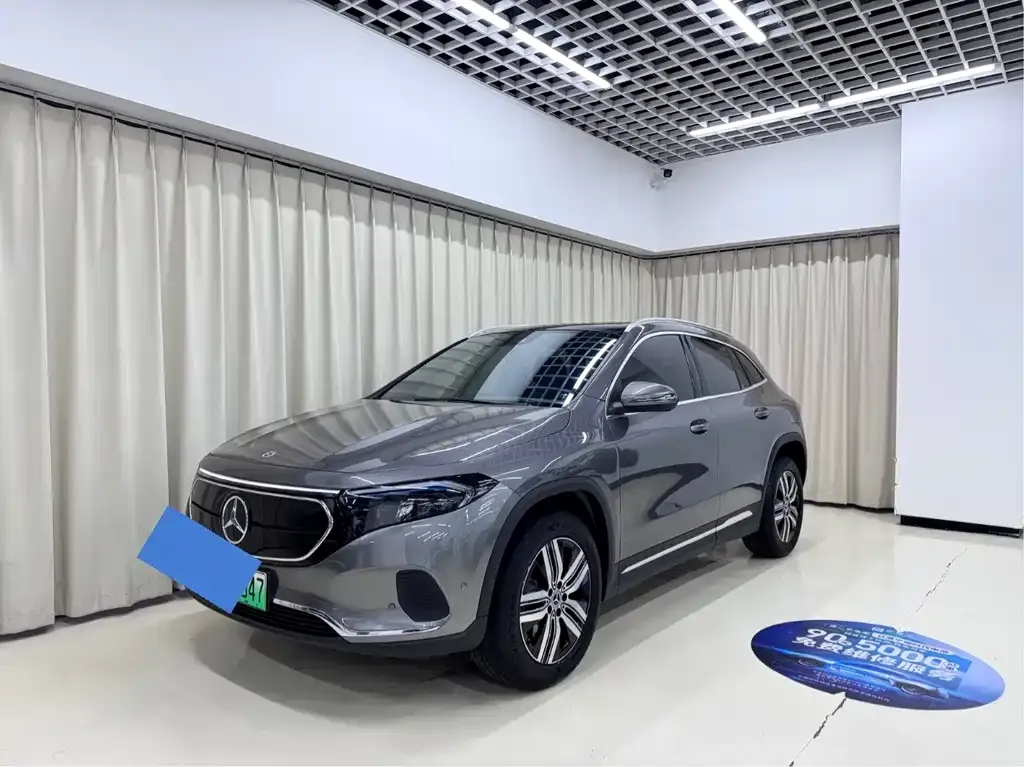 Mercedes-Benz EQA — фото 1