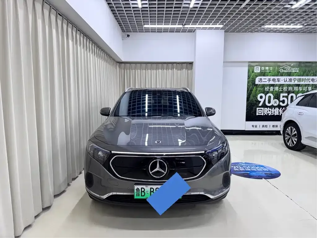 Mercedes-Benz EQA — фото 2