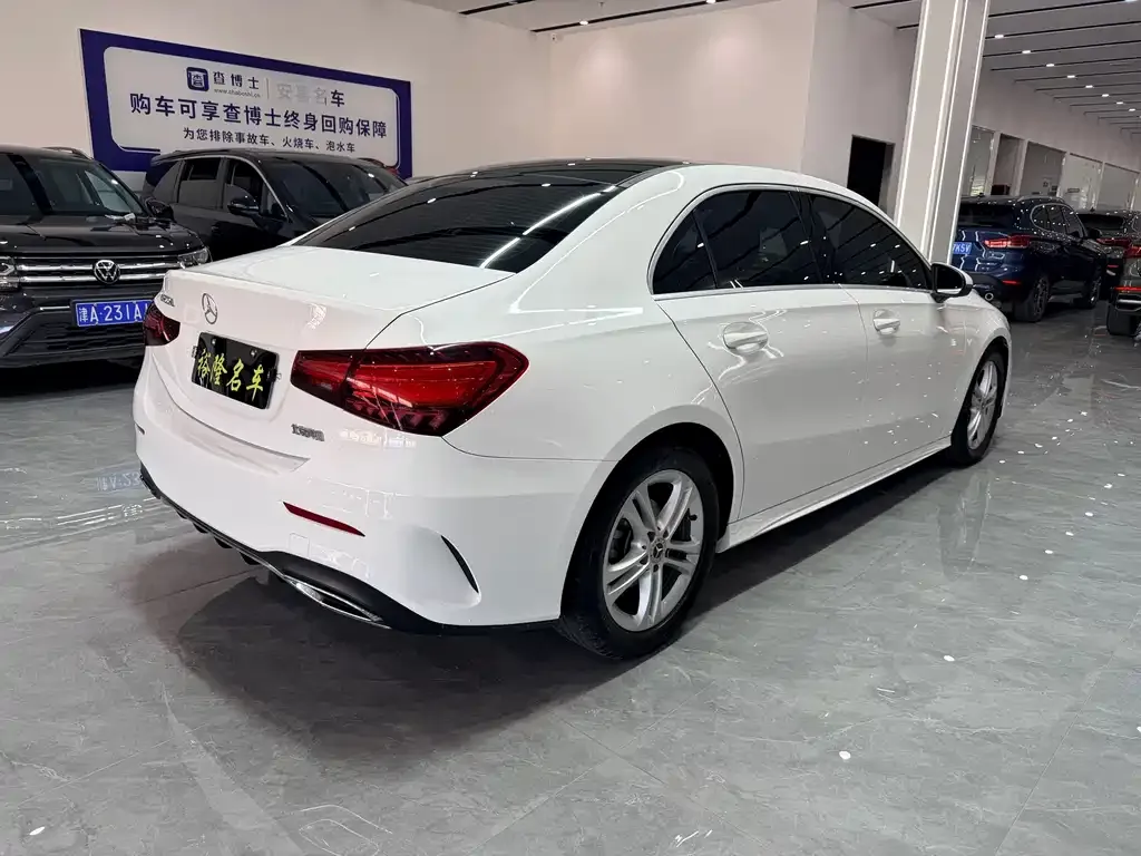 Mercedes-Benz A-Class — фото 10