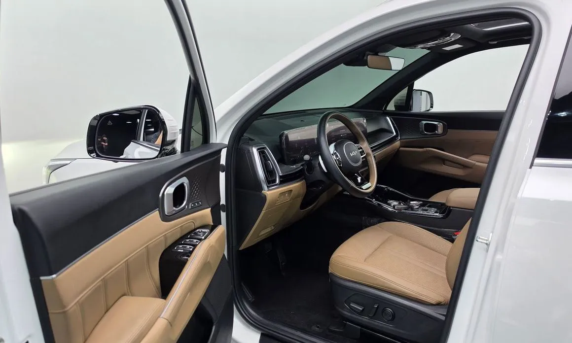 Kia Sorento — фото 6