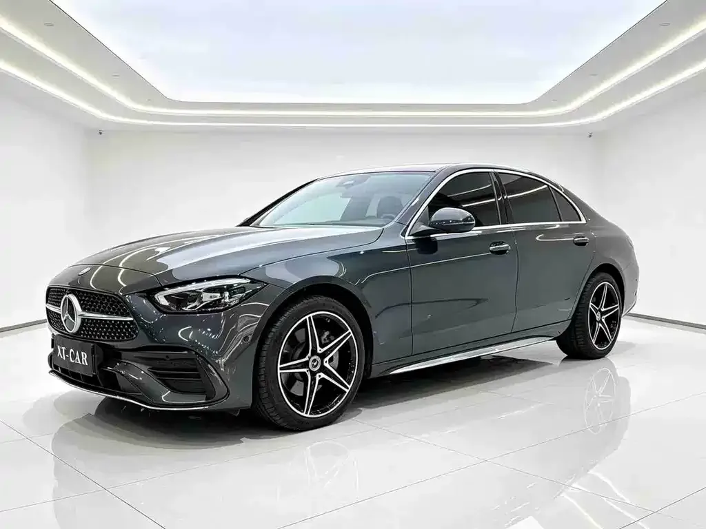 Mercedes-Benz C-Class — фото 1